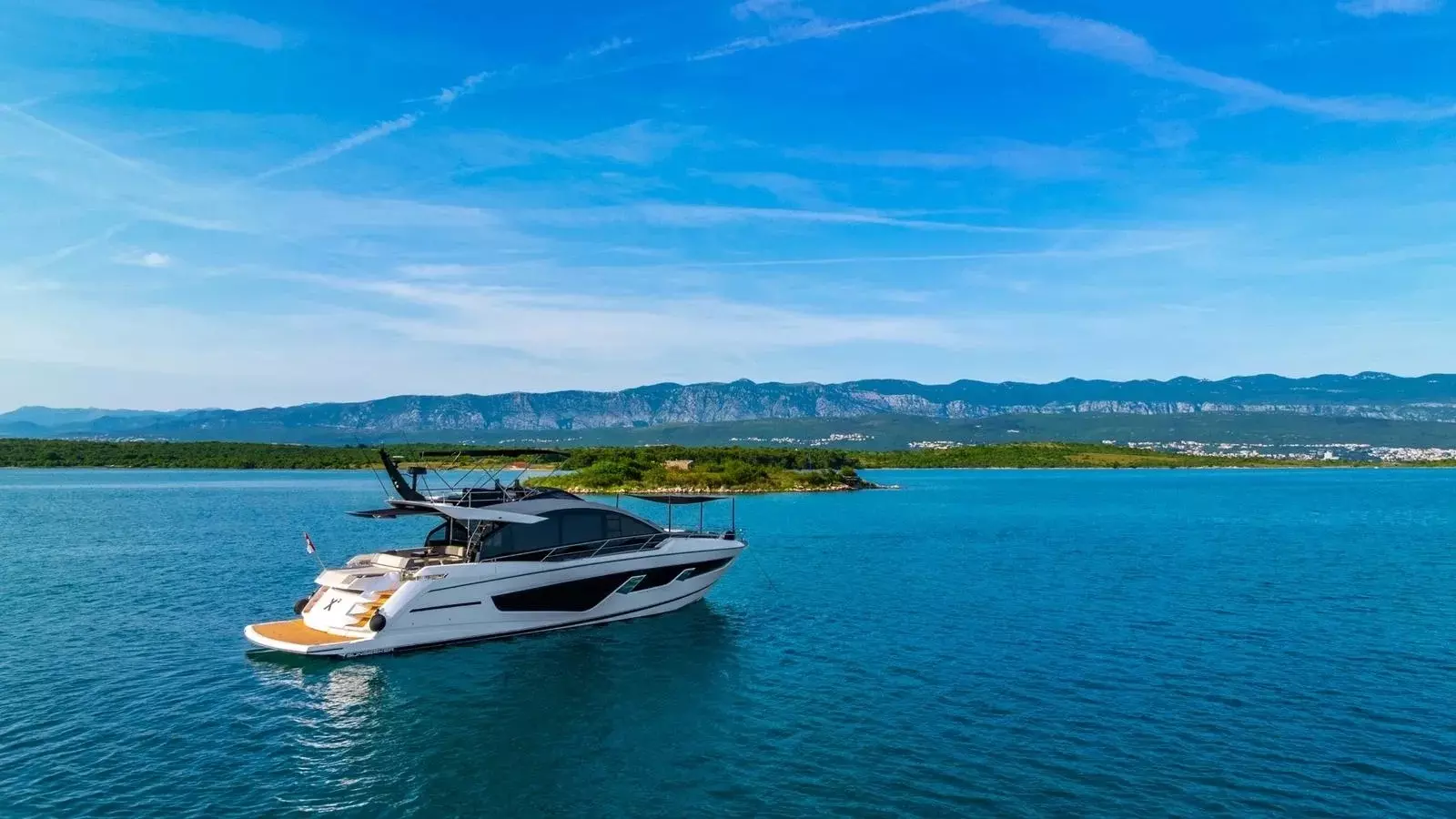 Boat Rental and Yacht Charter at the best yachting destinations around the world