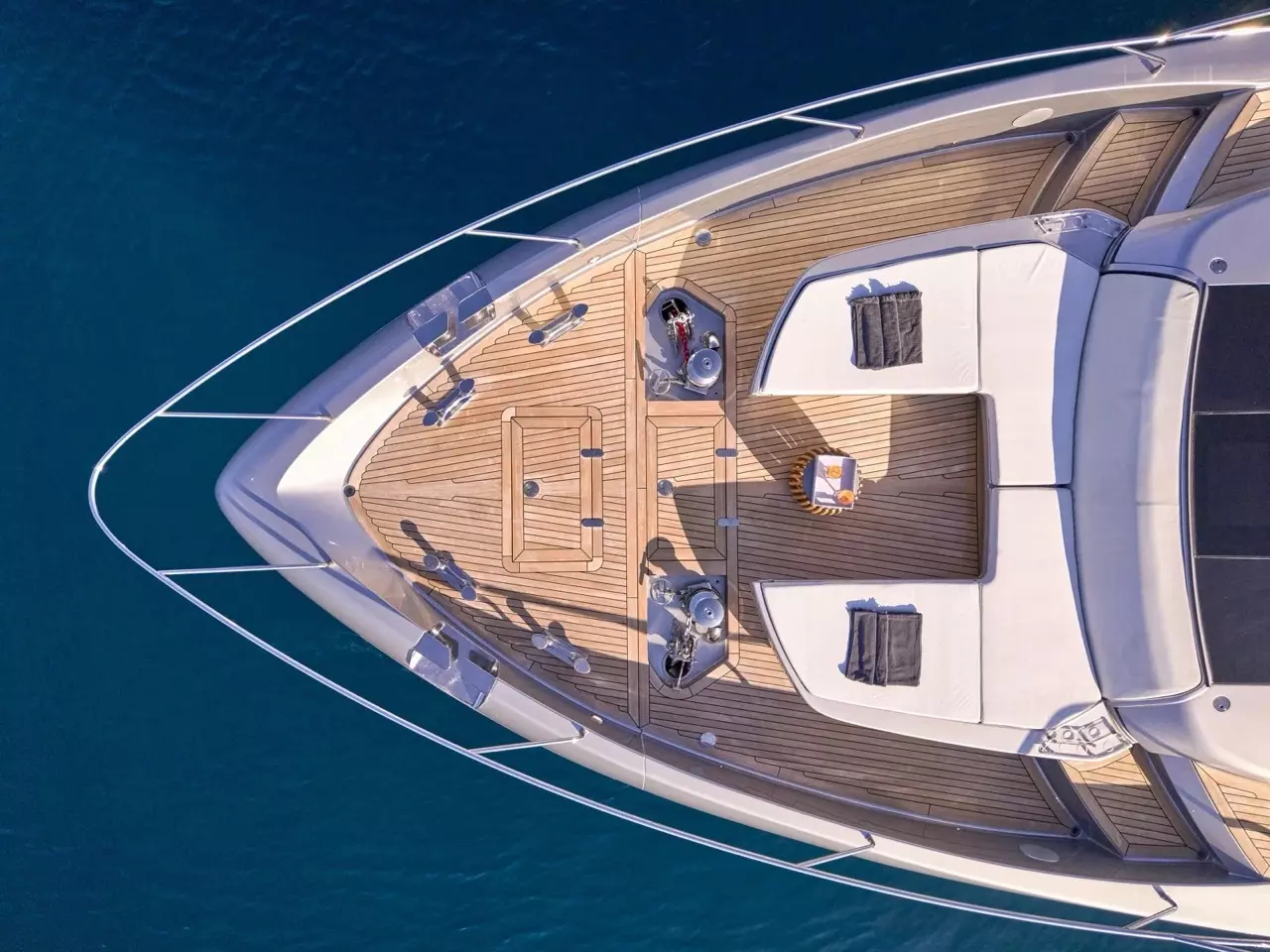 Boat Rental and Yacht Charter at the best yachting destinations around the world