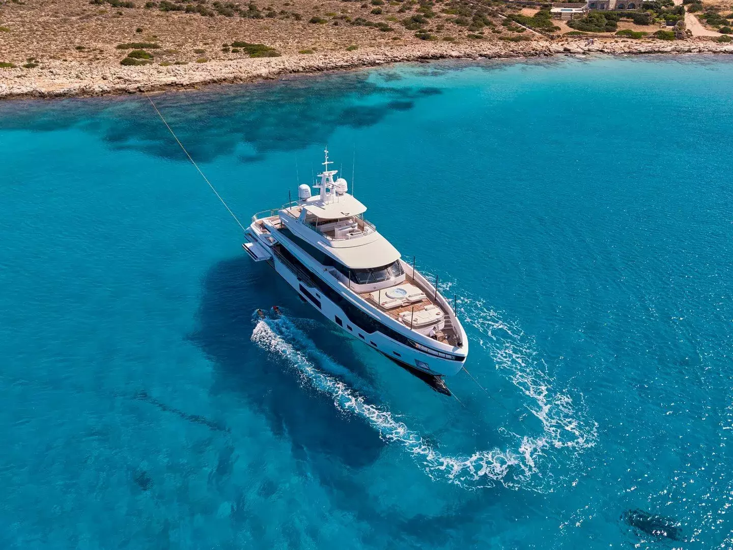 Volo Mare by Azimut - Special Offer for a private Superyacht Charter in Rhodes with a crew