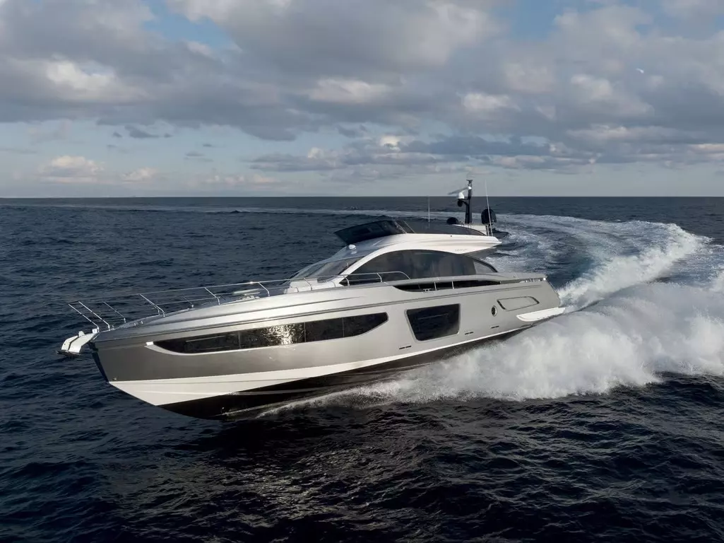 Ale II by Azimut - Special Offer for a private Motor Yacht Charter in Naples with a crew