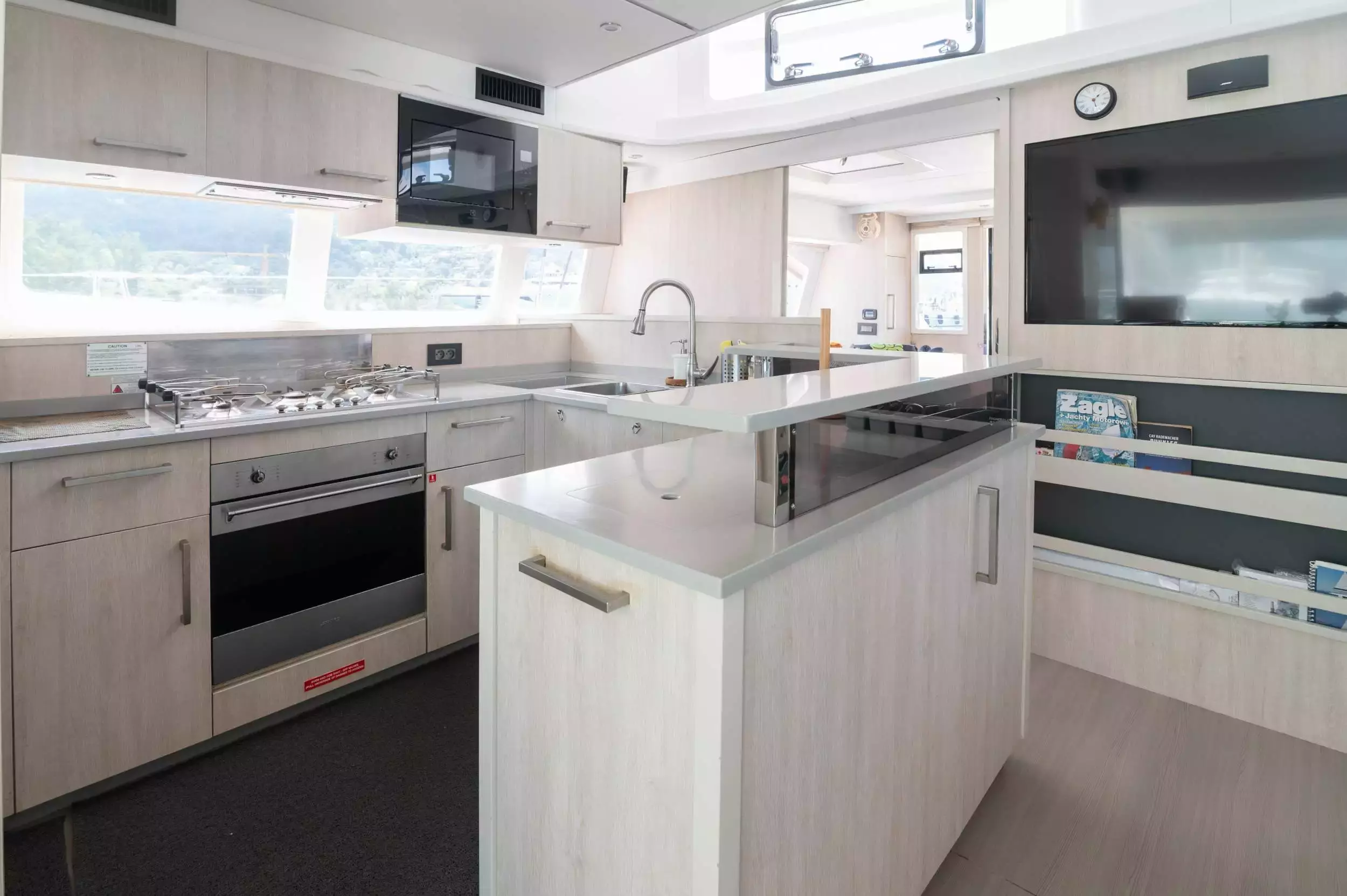 Between by Robertson and Caine - Special Offer for a private Sailing Catamaran Charter in Mahe with a crew