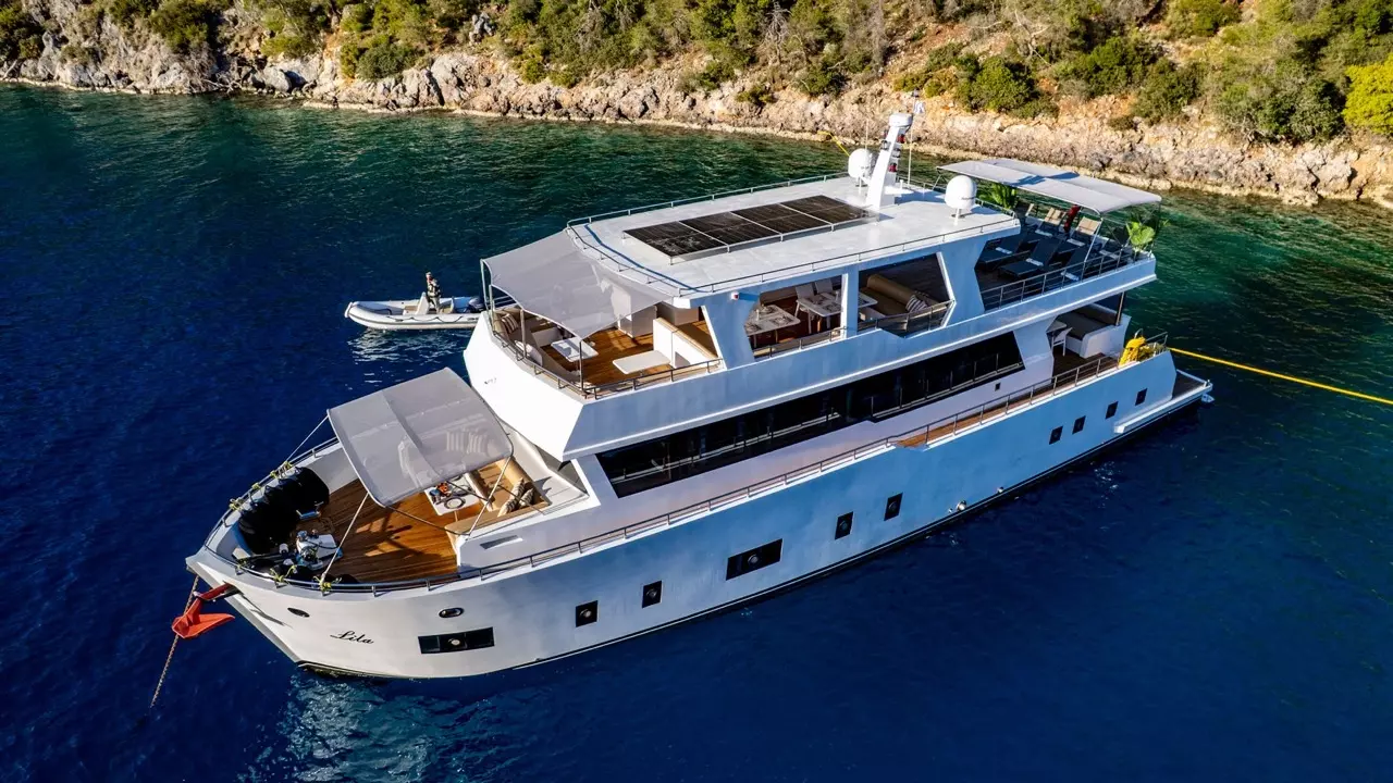 Lila Trawler by Custom Made - Special Offer for a private Motor Yacht Charter in Istanbul with a crew