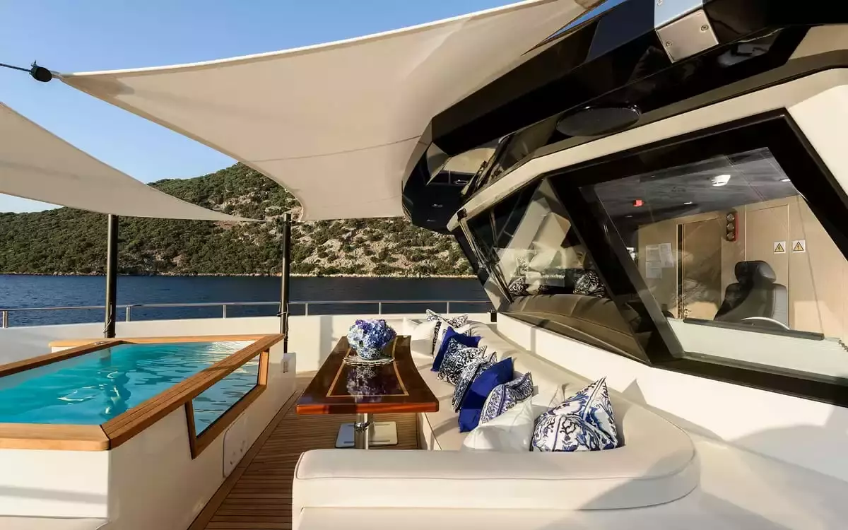 Lady Luna by KRC Yachting - Private Superyacht Charter in Athens - Special Offer at Boatcrowd