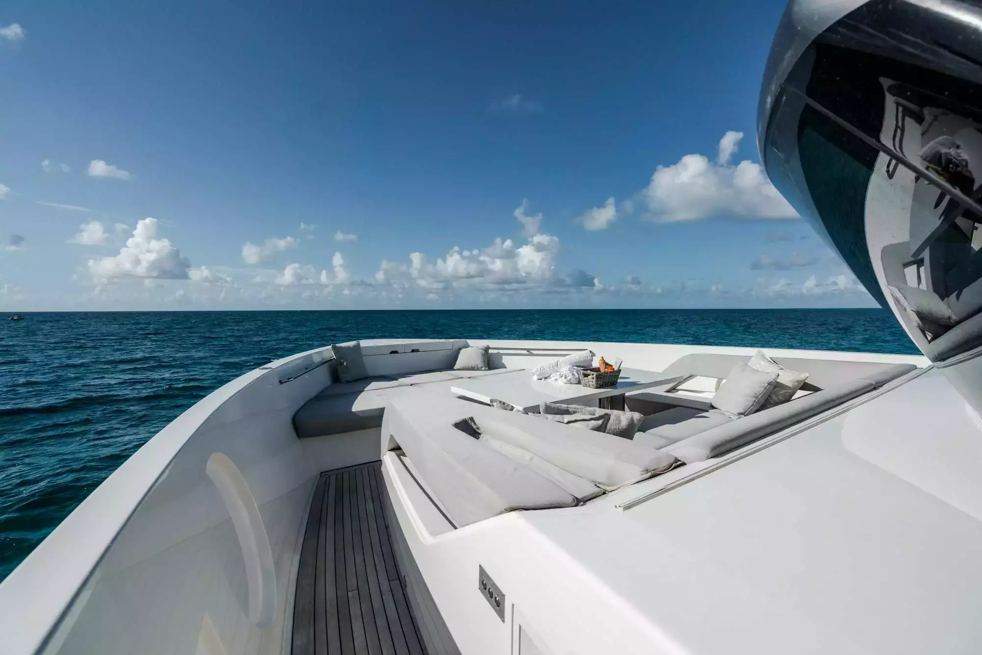 Vasiliki by Sanlorenzo - Special Offer for a private Motor Yacht Charter in Providenciales with a crew