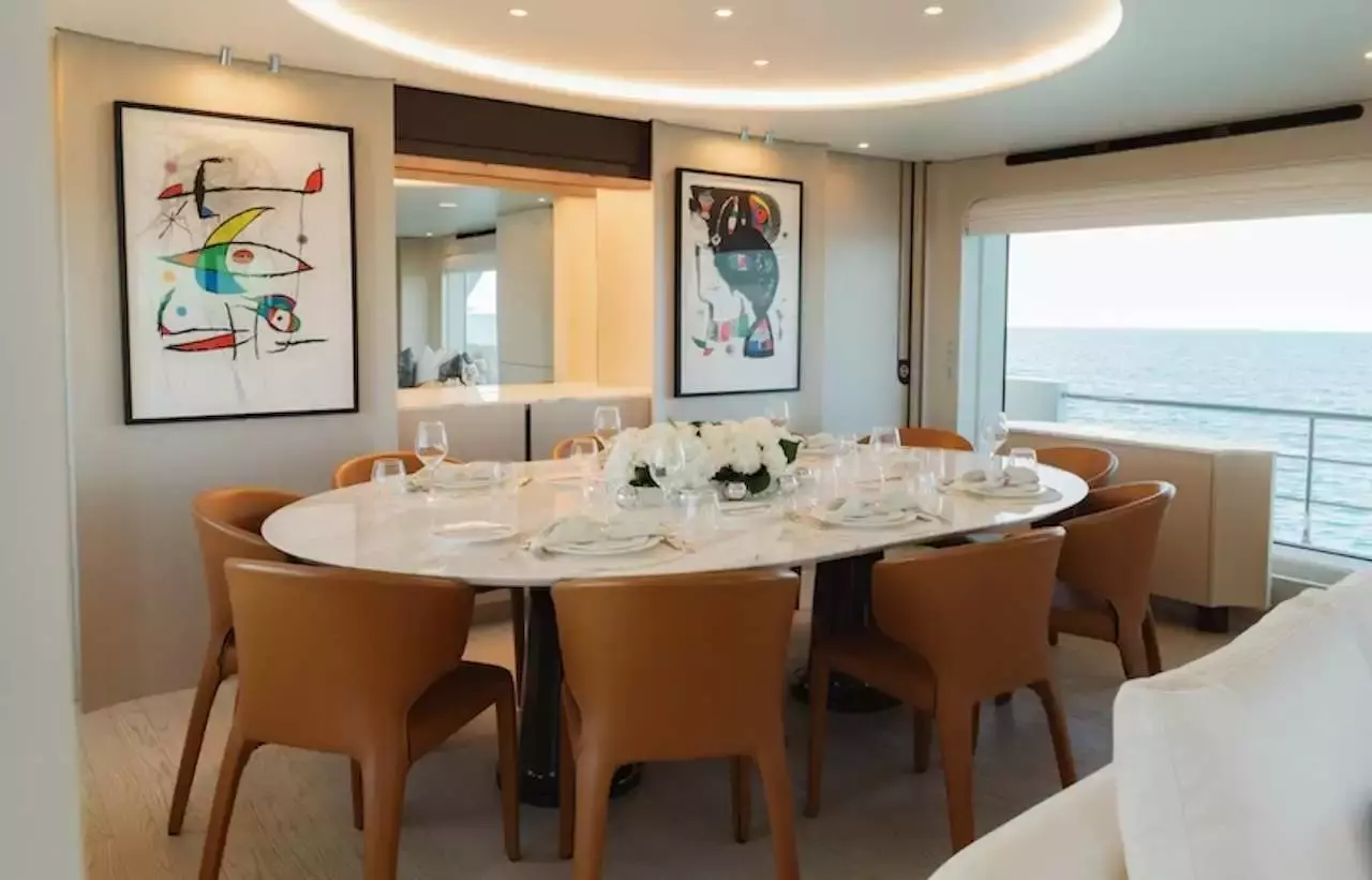 Carpe Diem by Azimut – Private Superyacht Charter in Nassau