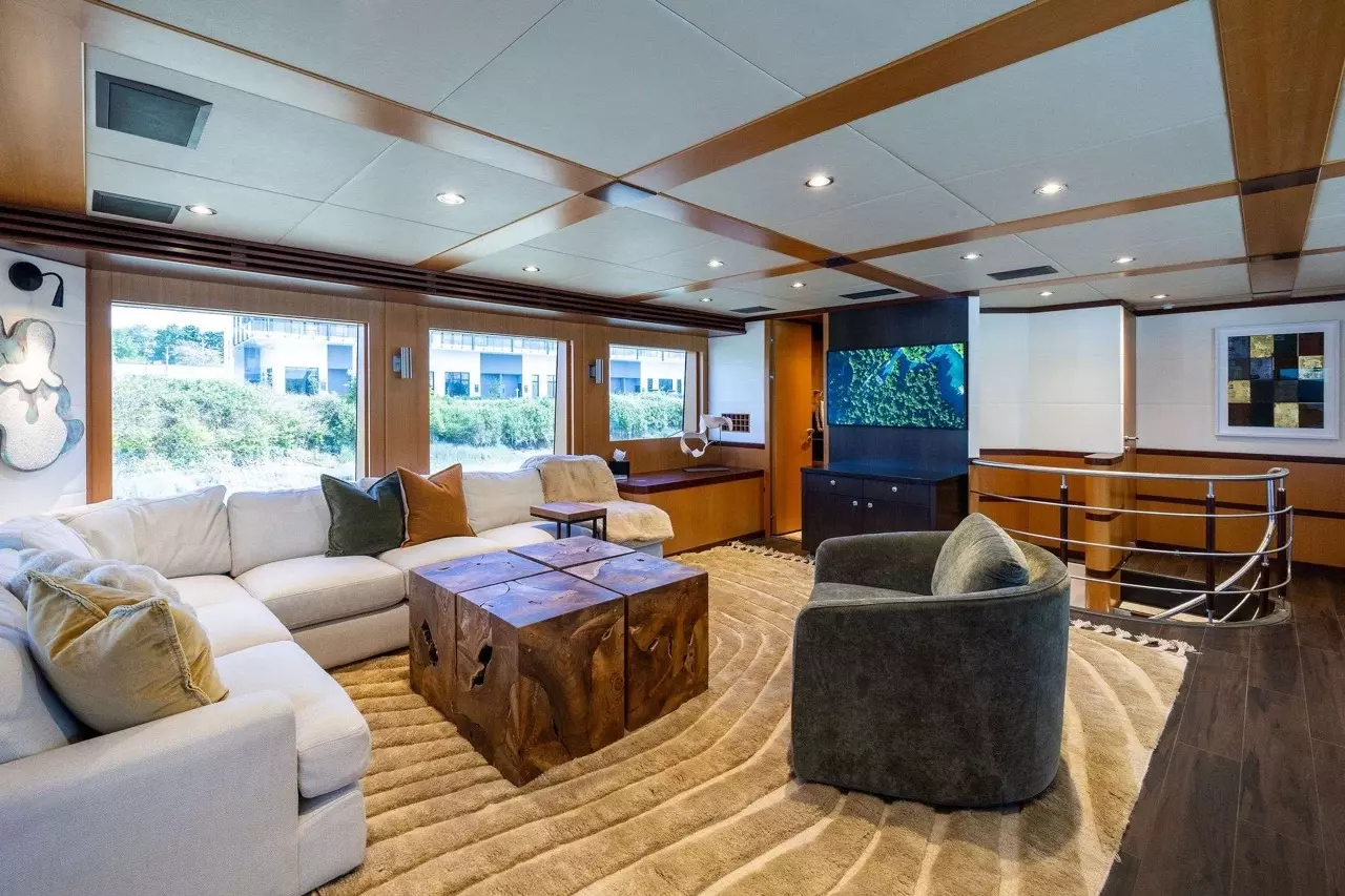 Boatcrowd