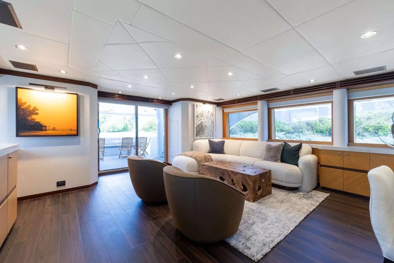 Boatcrowd