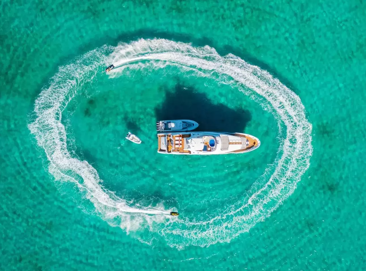 Boat Rental and Yacht Charter at the best yachting destinations around the world