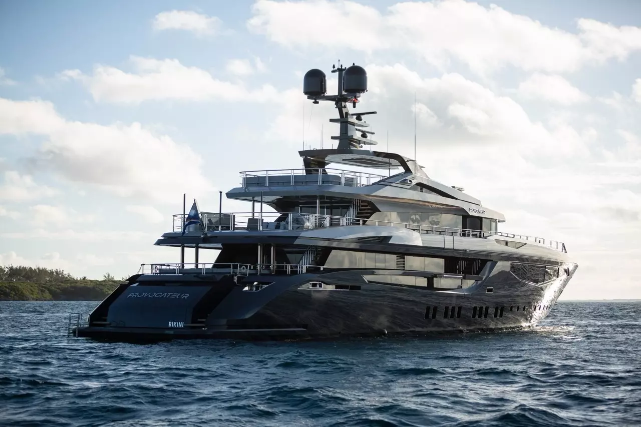 Boatcrowd