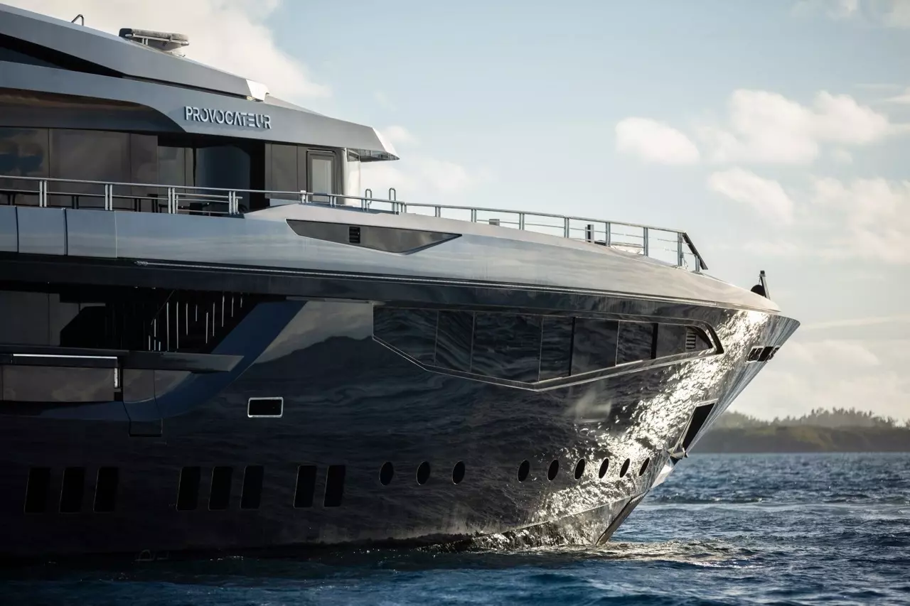 Boatcrowd