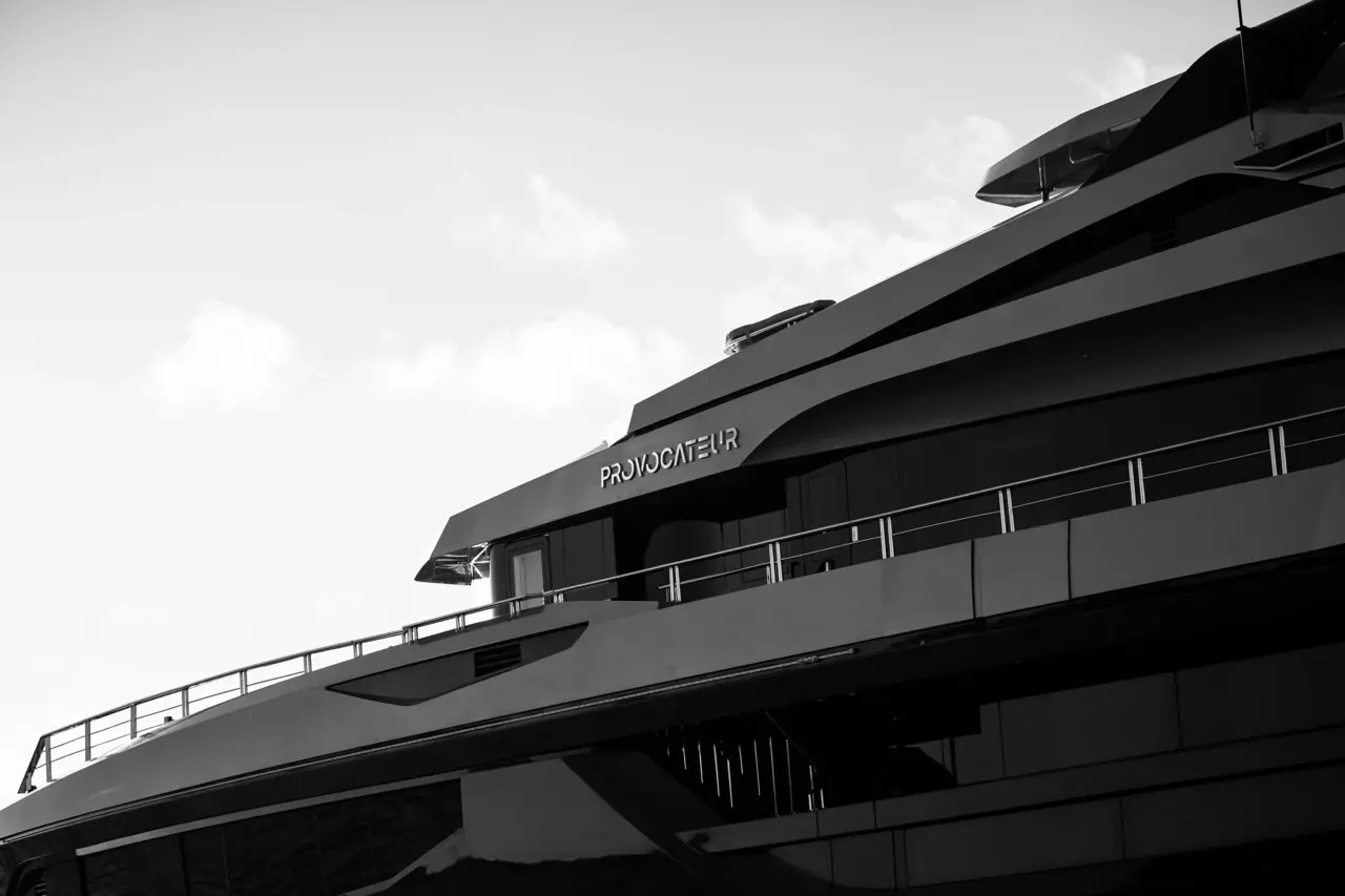 Boatcrowd