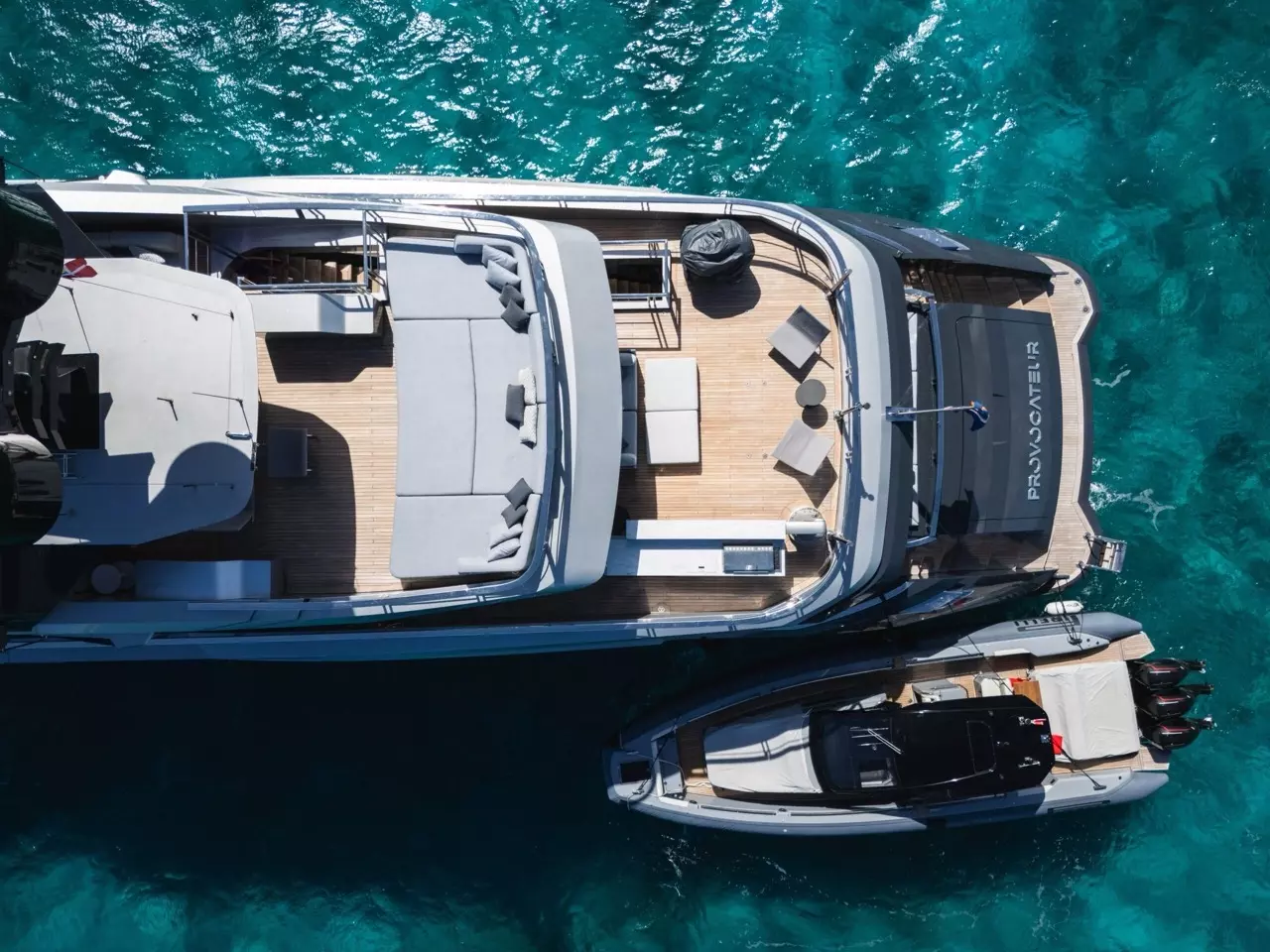 Boatcrowd