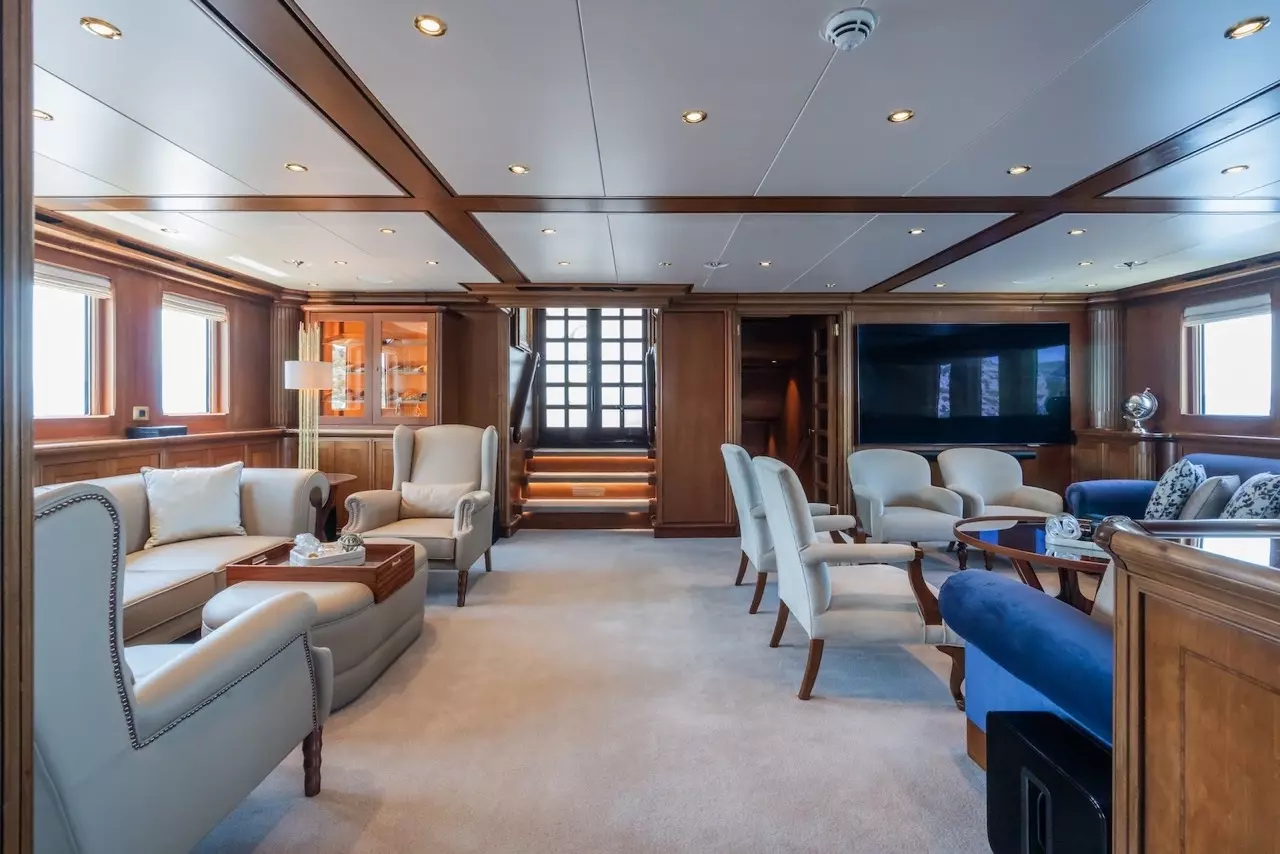 Boatcrowd