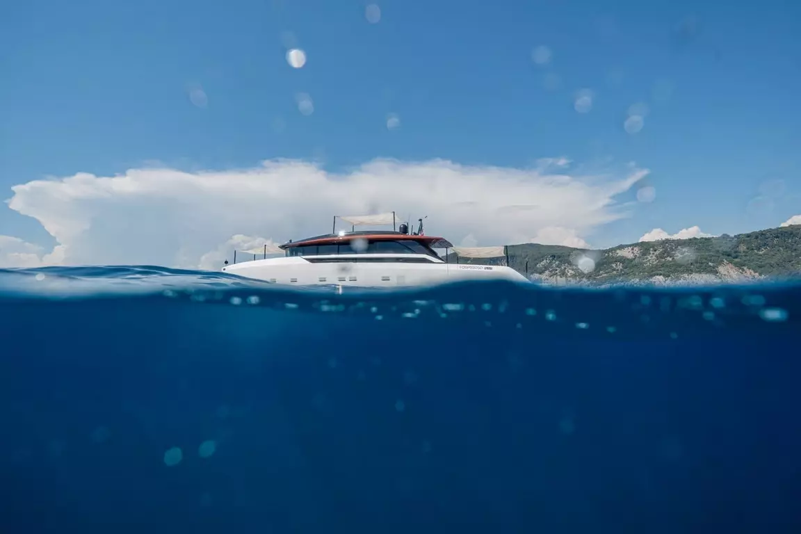 Boatcrowd