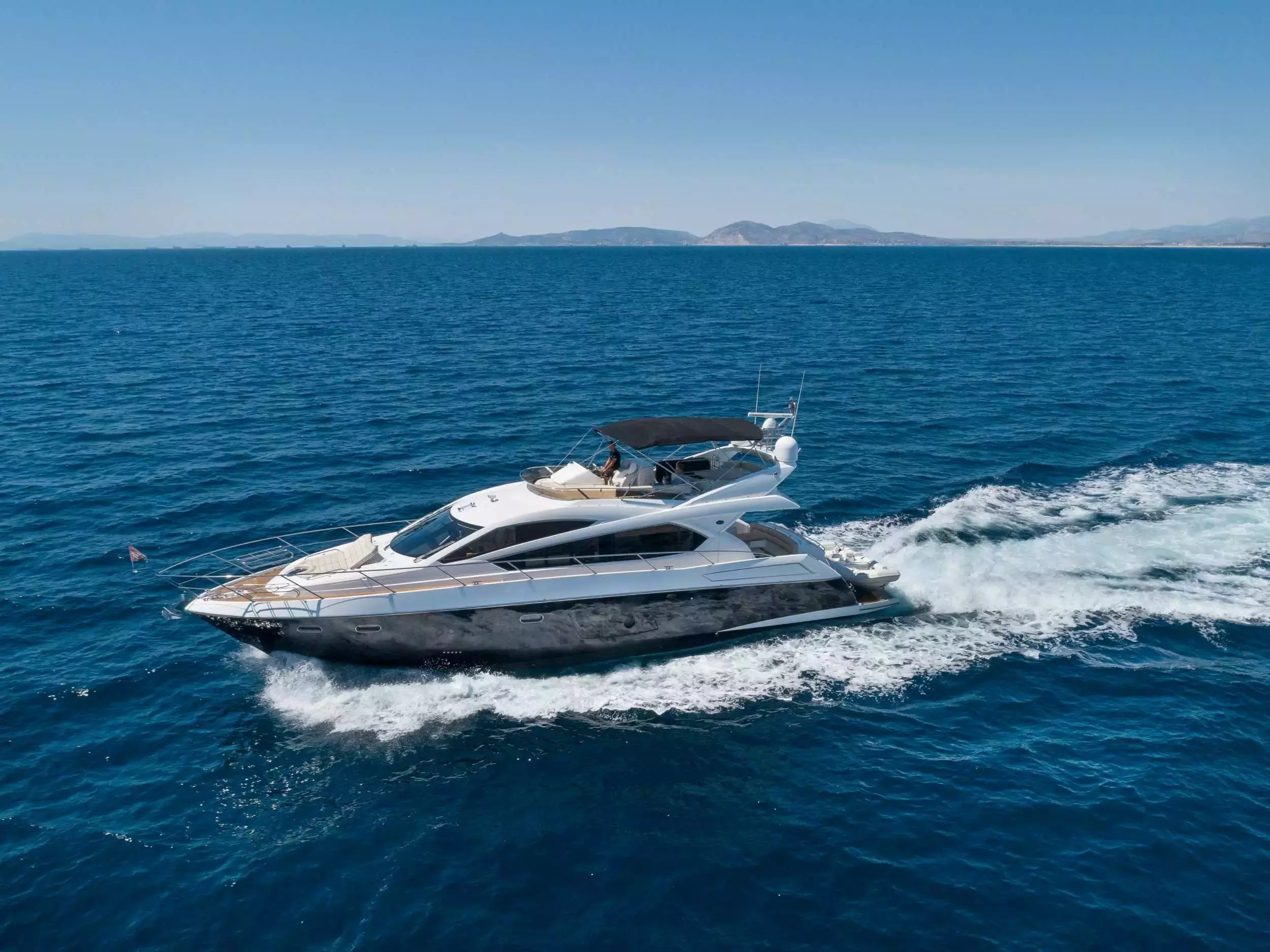 Polpo by Sunseeker - Special Offer for a private Motor Yacht Charter in Corfu with a crew