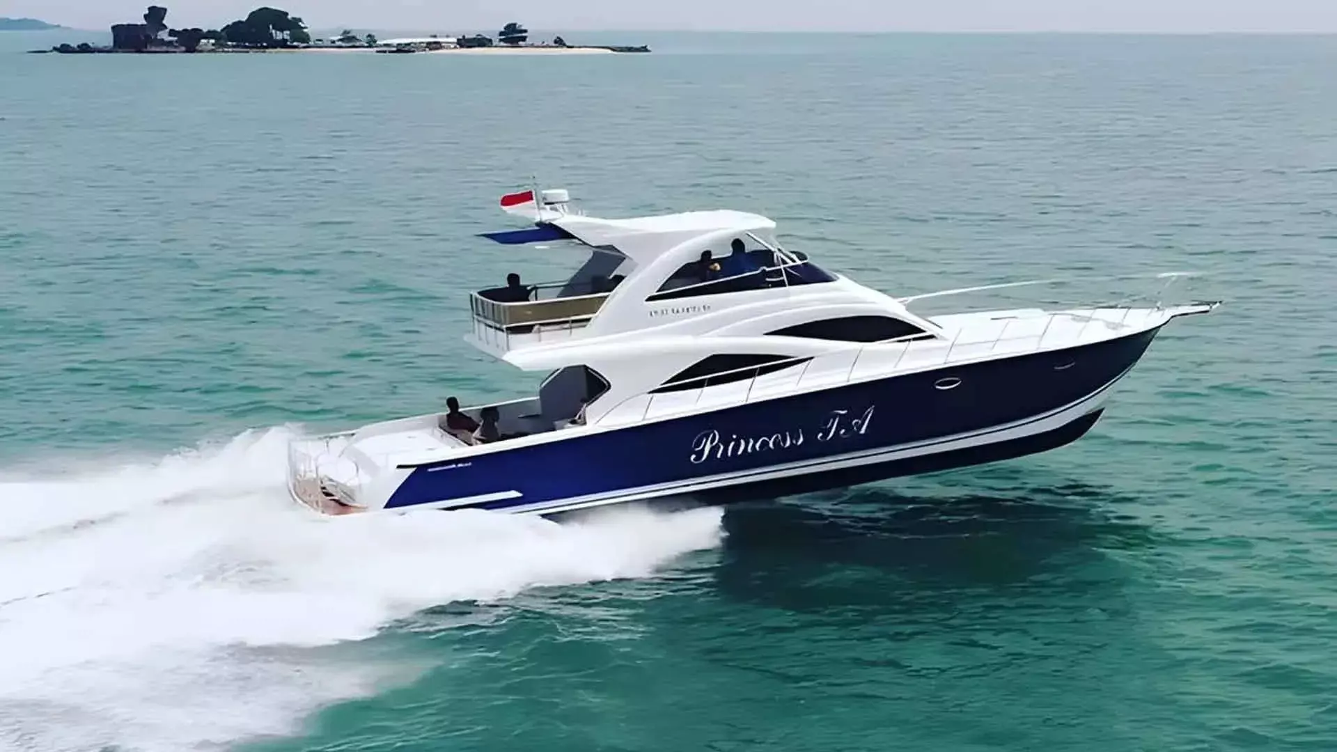 Princess TA by Marathon PM - Special Offer for a private Motor Yacht Charter in Lombok with a crew