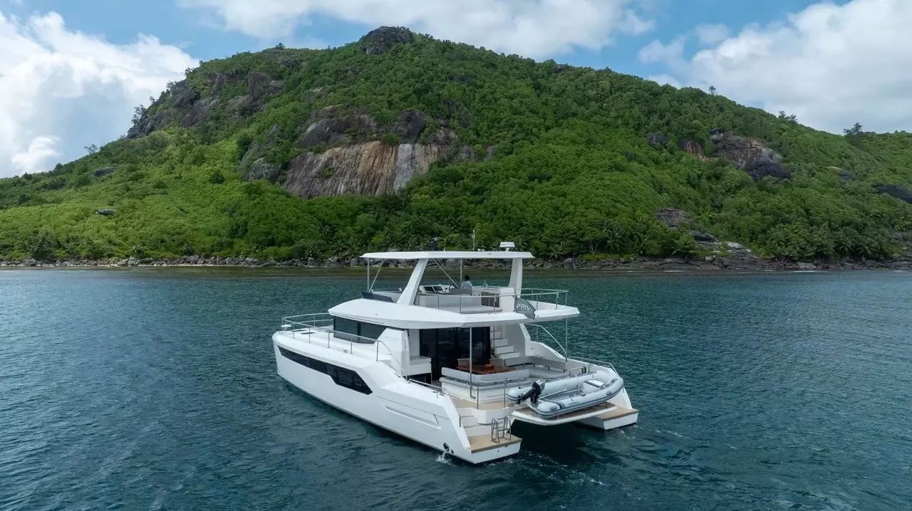 Roxy by Leopard Catamarans - Special Offer for a private Power Catamaran Charter in Praslin with a crew