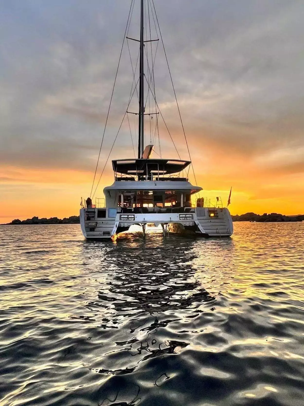 Blue Griffin by Lagoon - Special Offer for a private Luxury Catamaran Charter in Bora Bora with a crew