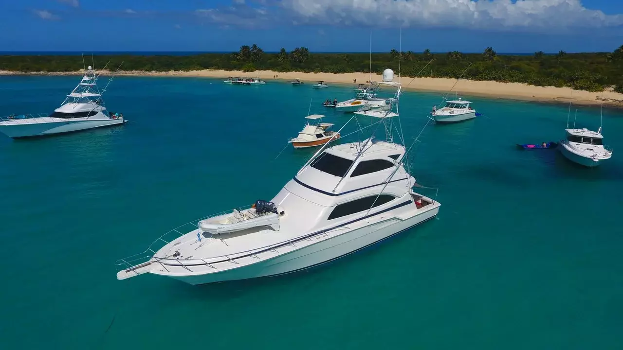 Boat Rental and Yacht Charter at the best yachting destinations around the world