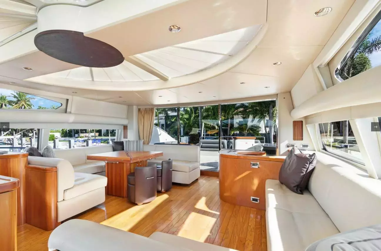 Ivy by Sunseeker - Special Offer for a private Motor Yacht Charter in Vieques with a crew