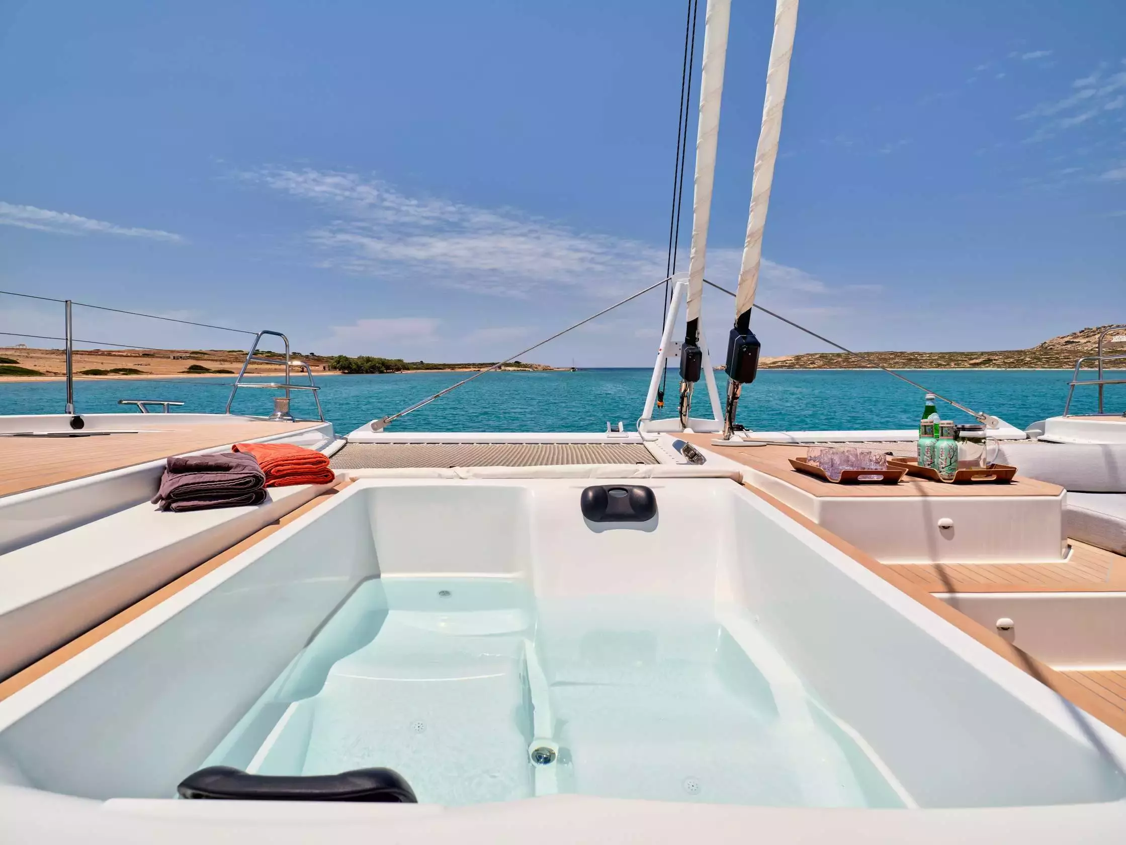 Boatcrowd