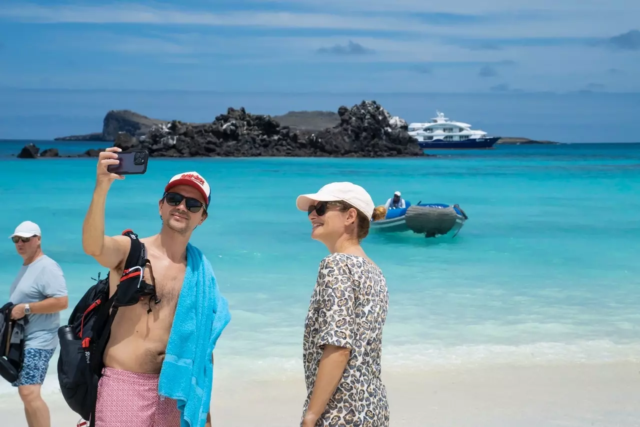 Boatcrowd