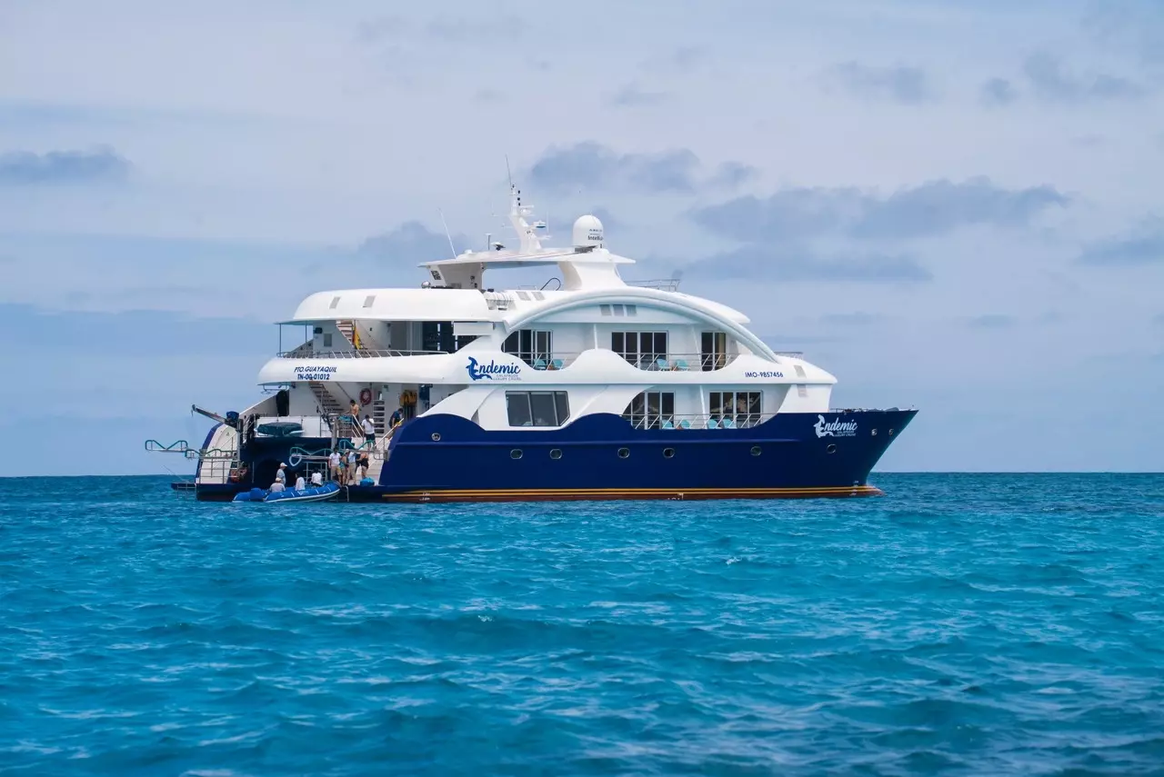 Boatcrowd