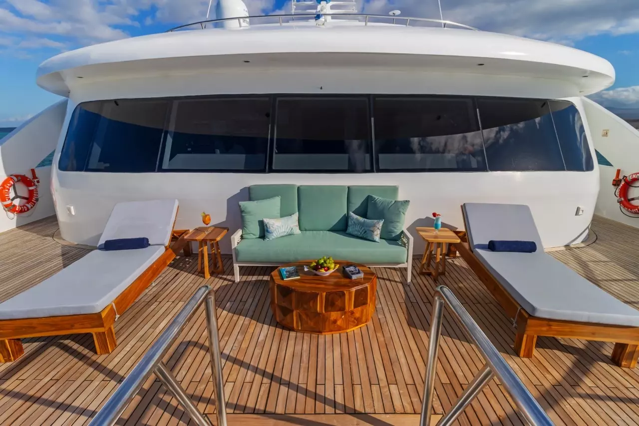 Boatcrowd
