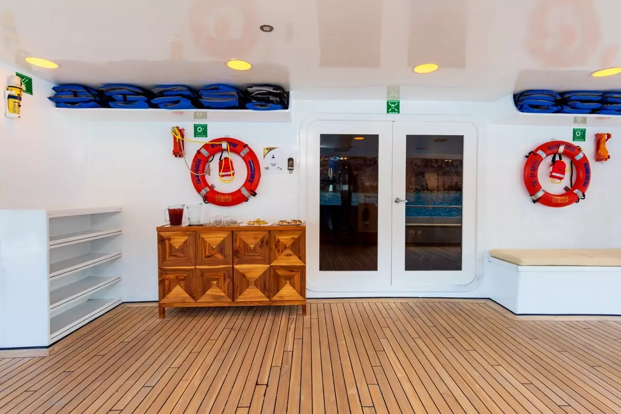 Boatcrowd
