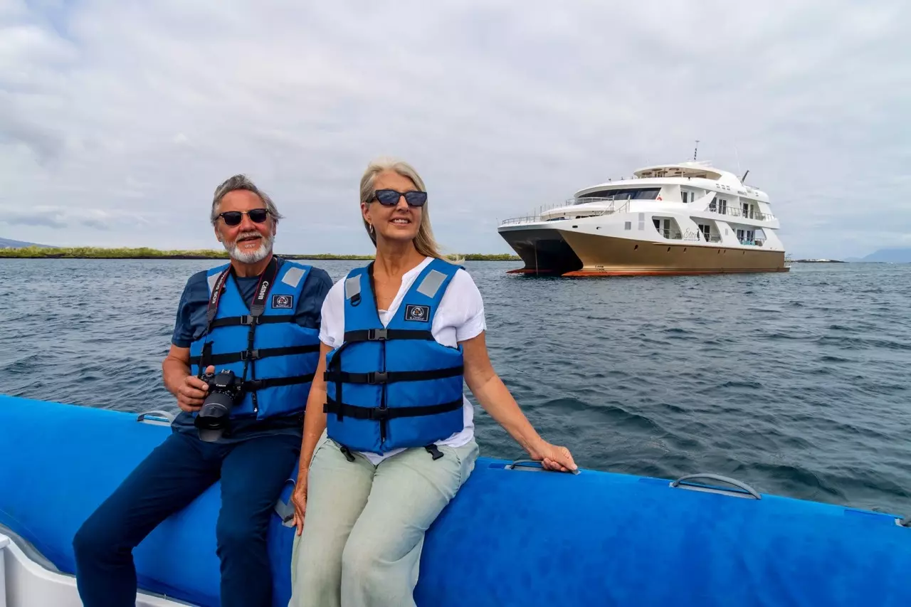 Boatcrowd
