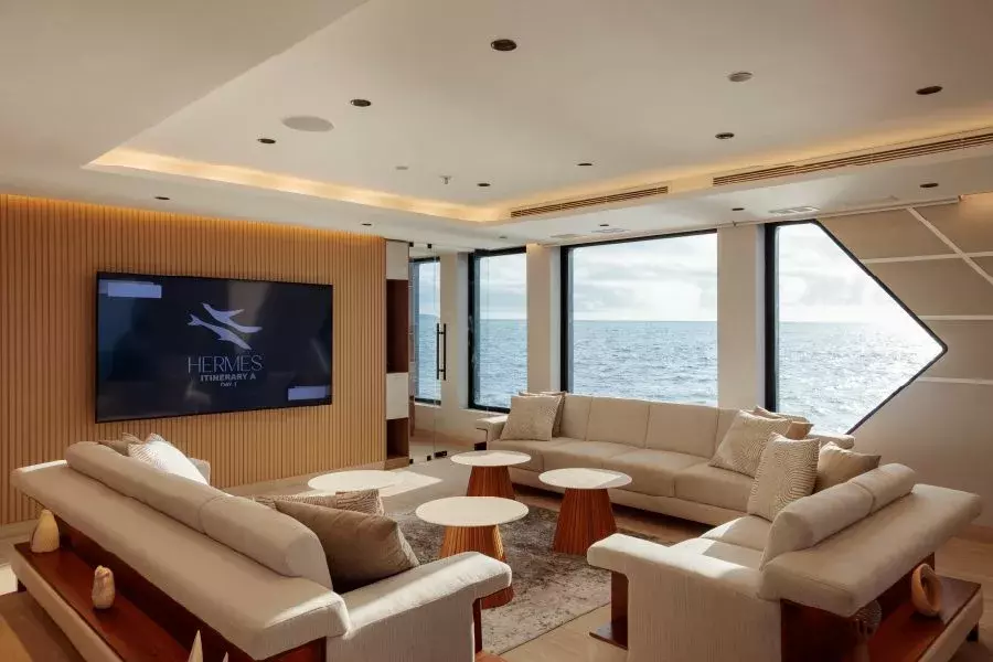Boatcrowd