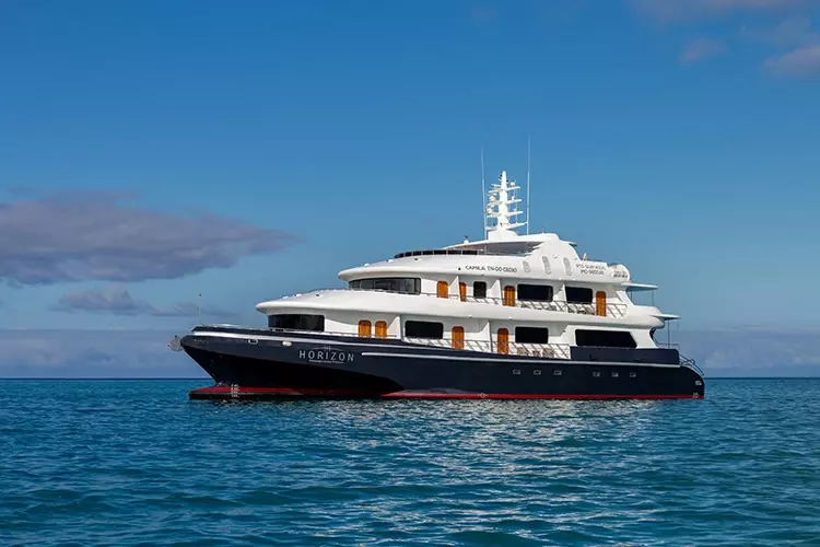 Boatcrowd