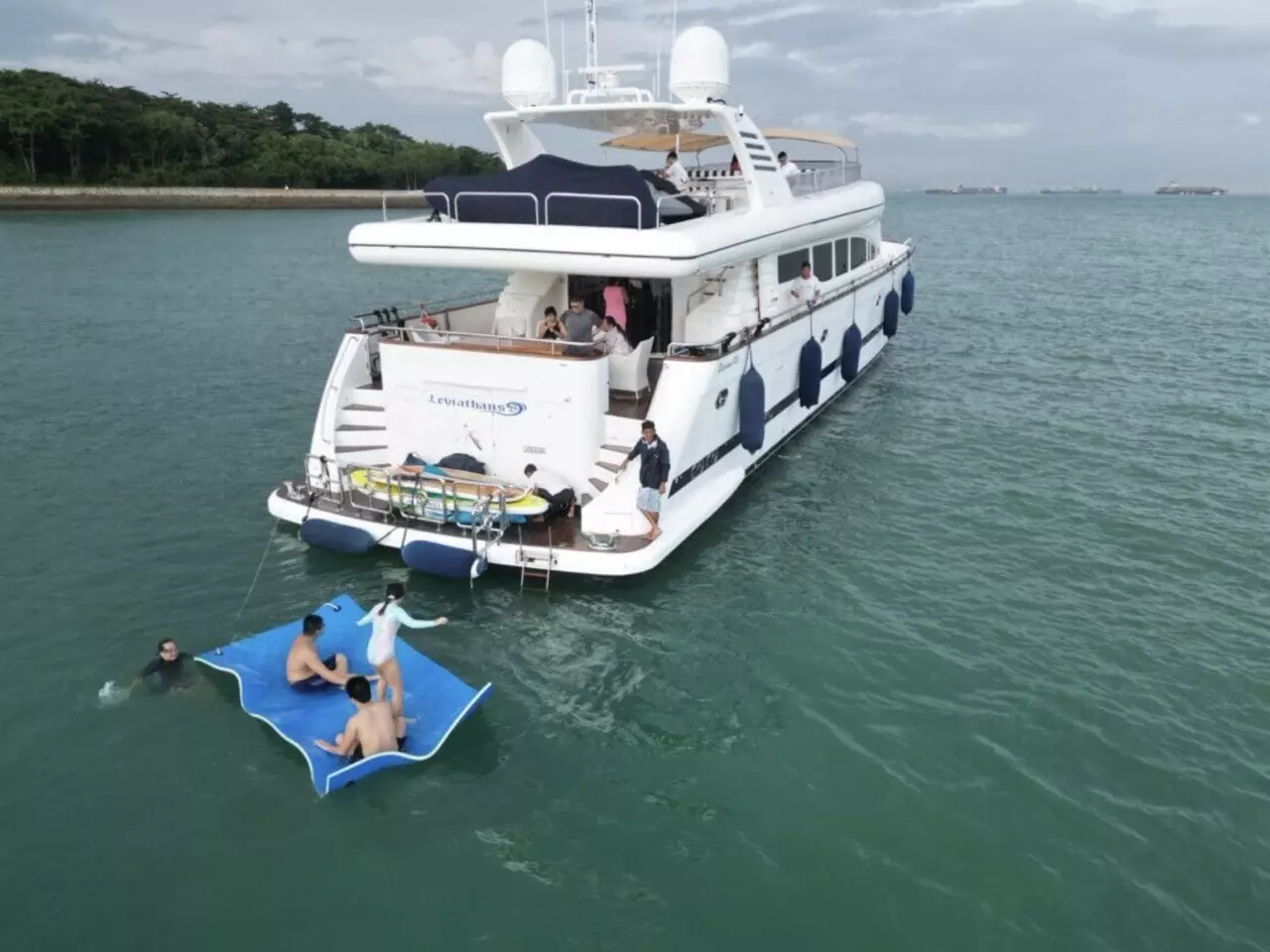 Leviathan 8 by Horizon - Special Offer on Private Superyacht Rental