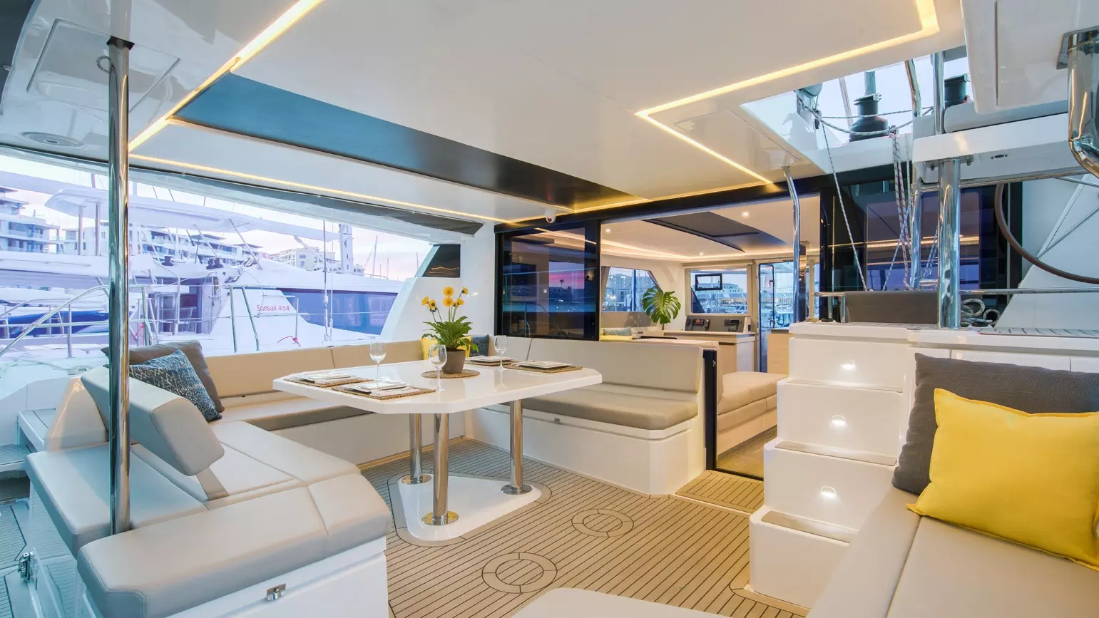 Boatcrowd
