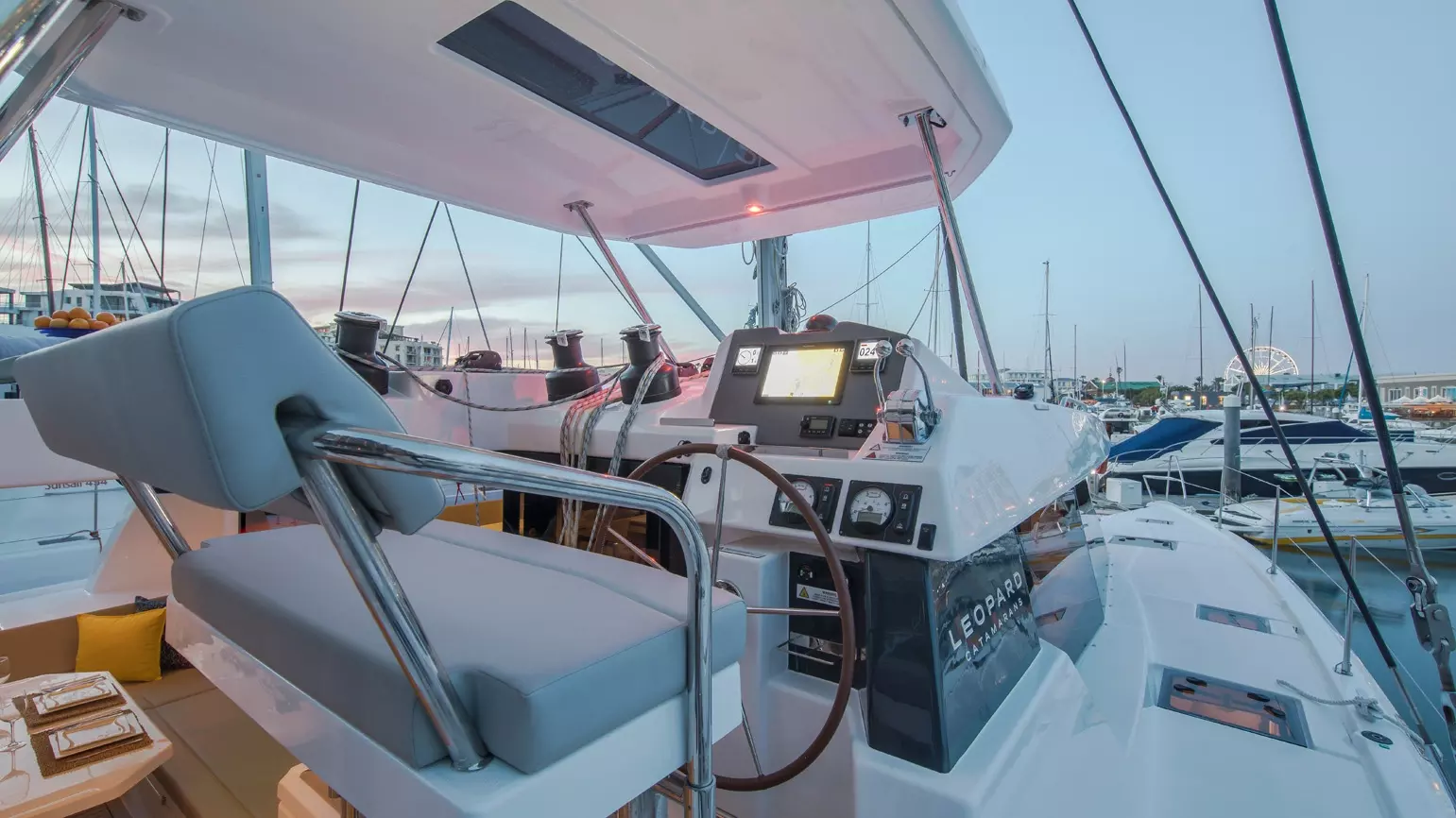 Boatcrowd