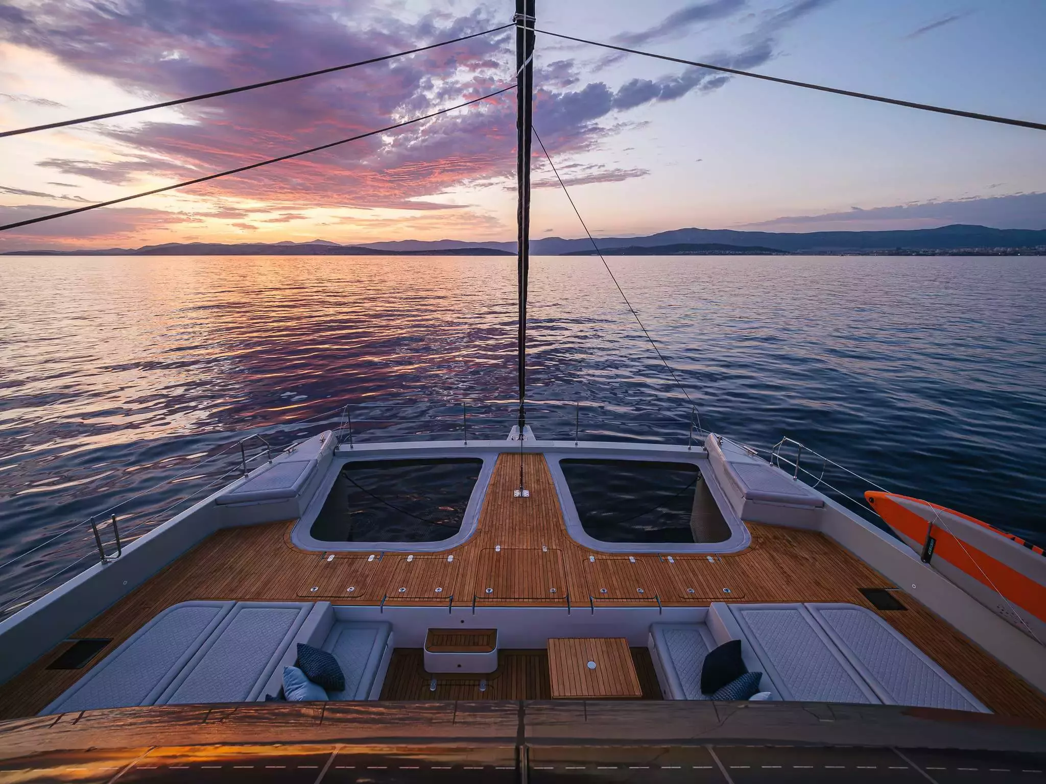 Boatcrowd