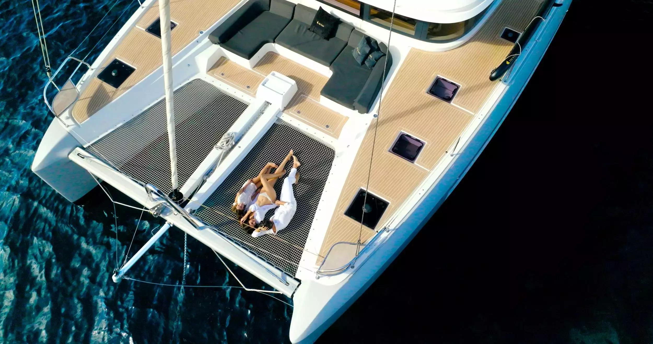 Boatcrowd