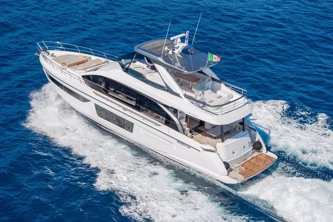 SBK by Azimut - Private Motor Yacht Charter in Italy – Special Offer at Boatcrowd