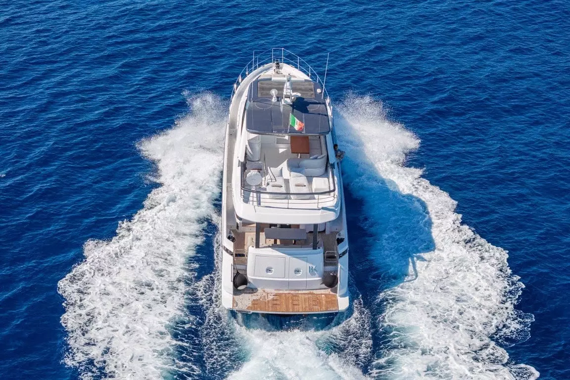 SBK by Azimut - Private Motor Yacht Charter in Italy – Special Offer at Boatcrowd
