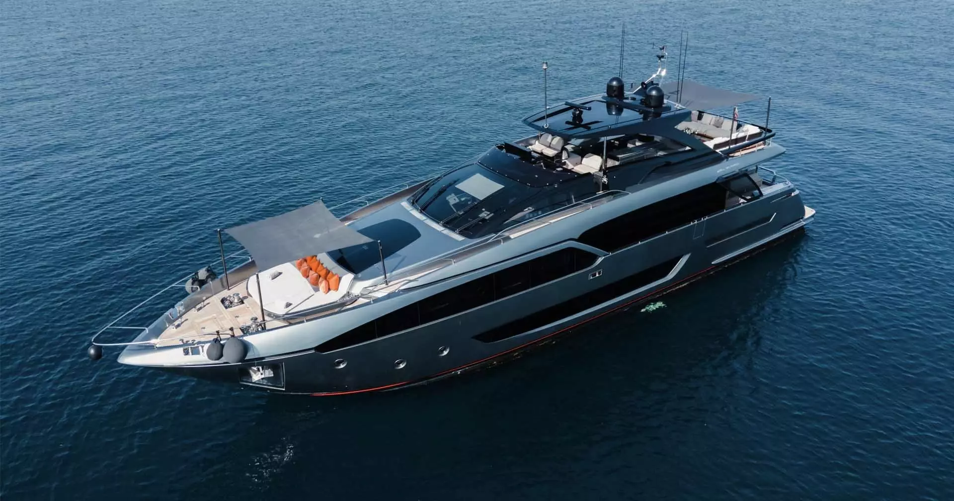 Ella by Riva – Special Offer on Private Motor Yacht Rental