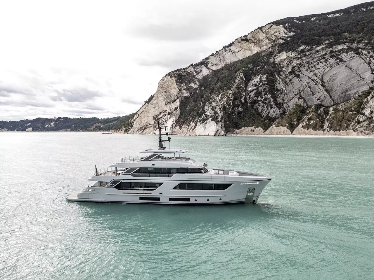 Pazienza by Cantiere Delle Marche – Private Superyacht Charter in Auckland – Special Offer at Boatcrowd