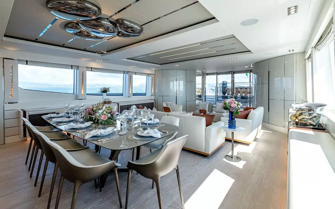 Cabo by Pershing – Private Superyacht Charter in Antigua – Special Offer at Boatcrowd