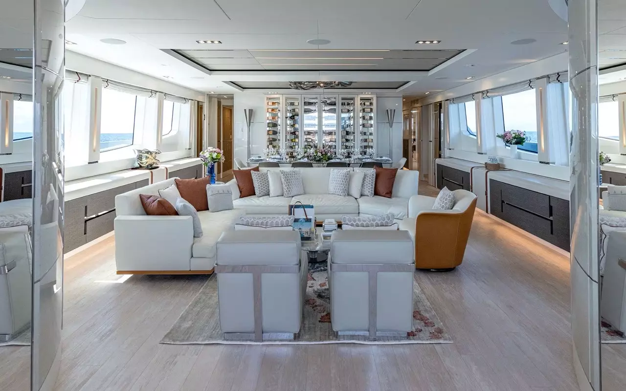 Cabo by Pershing – Private Superyacht Charter in Antigua – Special Offer at Boatcrowd