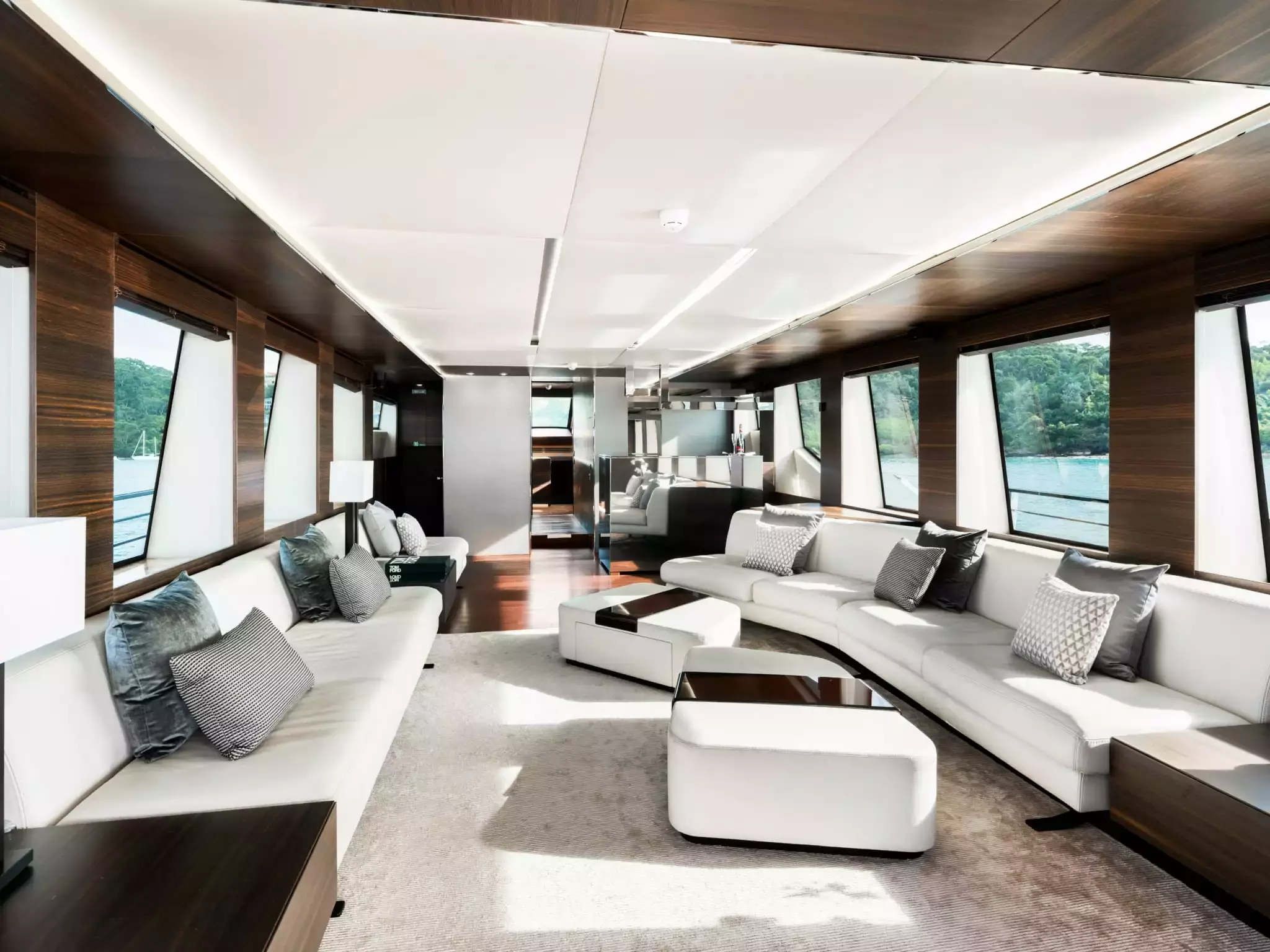 Shadow by Tecnomar – Private Motor Yacht Charter in Sydney