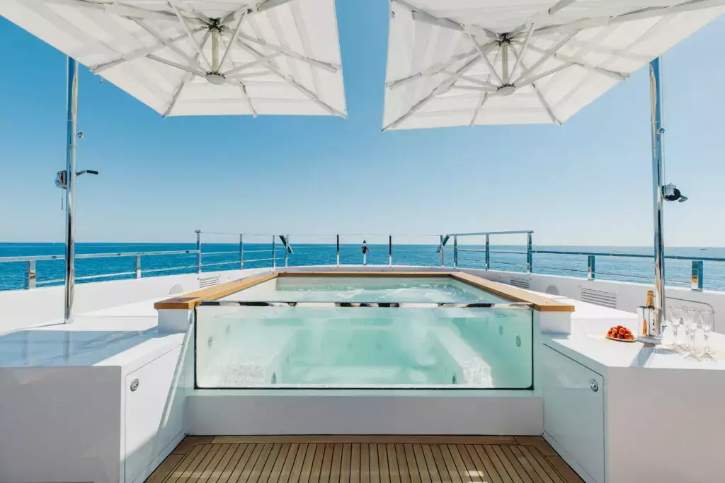 Neverland II by Sanlorenzo – Private Superyacht Charter in Nassau