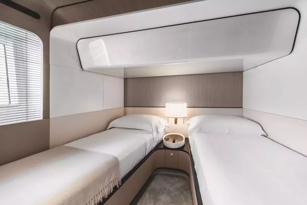 Aluminia Too by Azimut – Private Motor Yacht Charter in Trogir