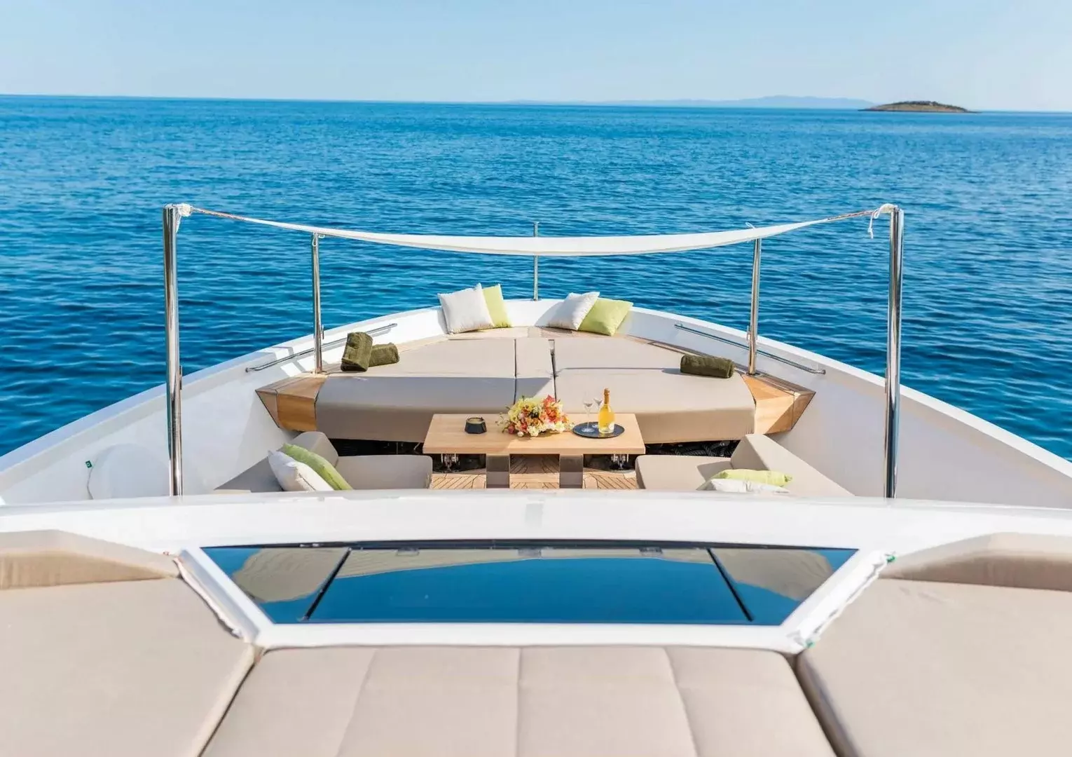 Piola by Sanlorenzo – Private Motor Yacht Charter in Rhodes