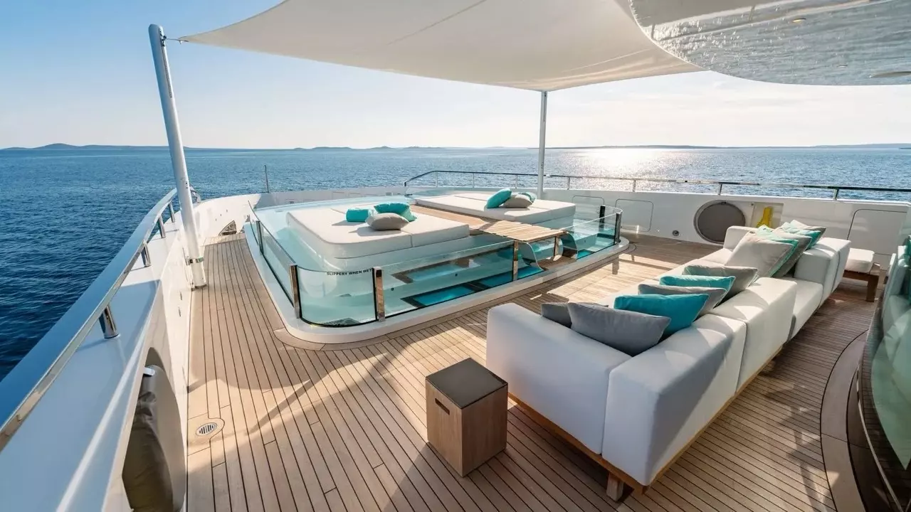 Eva4eva by Mangusta – Private Superyacht Charter in Cyclades