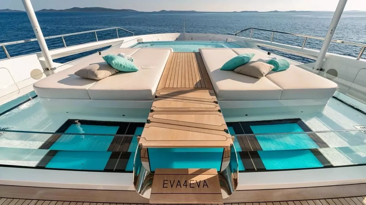 Eva4eva by Mangusta – Private Superyacht Charter in Cyclades