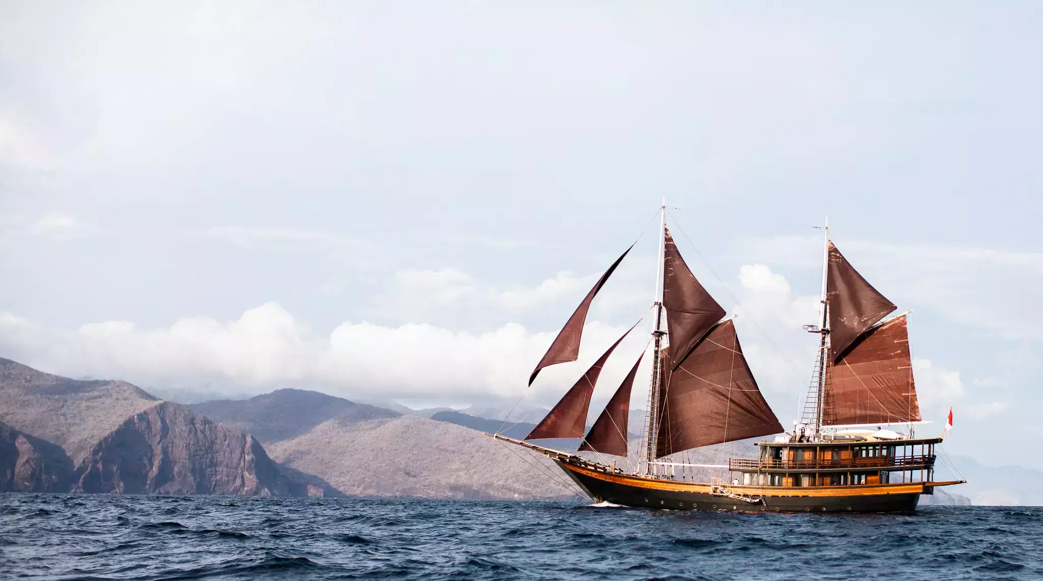 Dunia Baru by Konjo Boat Builders – Private Superyacht Charter in Labuan Bajo